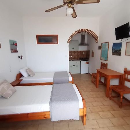 Villa Fourtuna Apartment Agios Ioannis Peristerion Exterior foto