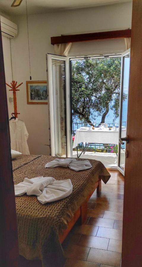 Villa Fourtuna Apartment Agios Ioannis Peristerion Exterior foto