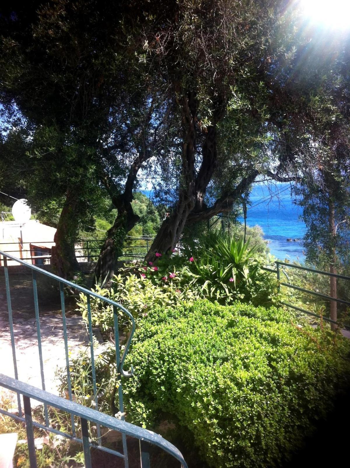 Villa Fourtuna Apartment Agios Ioannis Peristerion Exterior foto