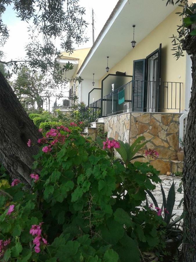 Villa Fourtuna Apartment Agios Ioannis Peristerion Exterior foto